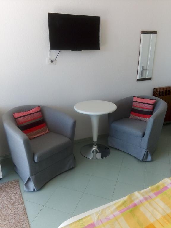 Apartments & Rooms Karmen Порторож Экстерьер фото